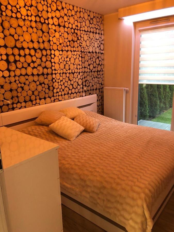 Apartament Zatoka Deluxe Z Ogrodem Apartman Debogorze Kültér fotó